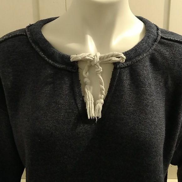 Ocean Olive blue sweatshirt Sz L - Picture 2 of 5